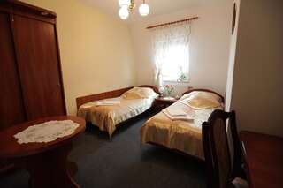 Отель Hotel Kaukaska Вольштын Двухместный номер с 1 кроватью или 2 отдельными кроватями-12